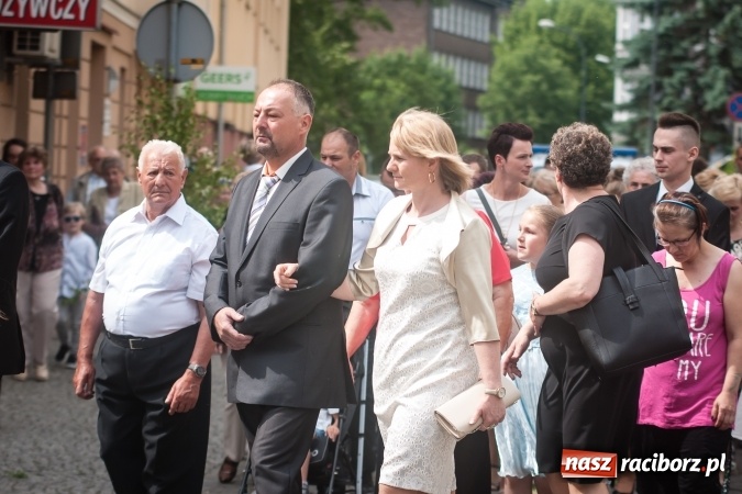 Zdjęcie w galerii na portalu naszraciborz.pl: Parafia WNMP dała Kościołowi nowego kapłana. Prymicje ks. Patryka Wramby  wiadomości z regionu