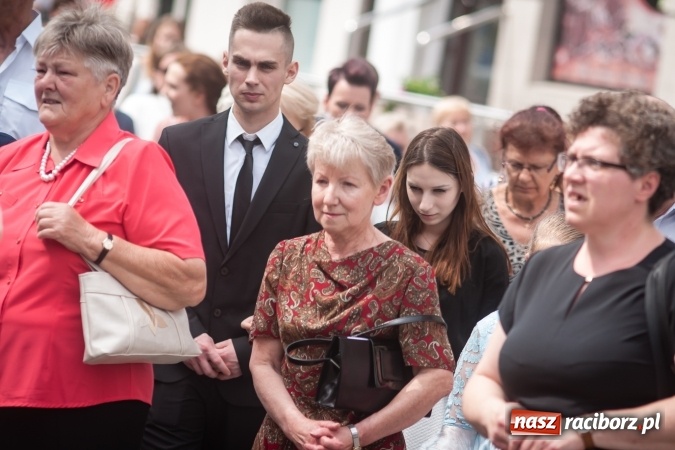 Zdjęcie w galerii na portalu naszraciborz.pl: Parafia WNMP dała Kościołowi nowego kapłana. Prymicje ks. Patryka Wramby  wiadomości z regionu