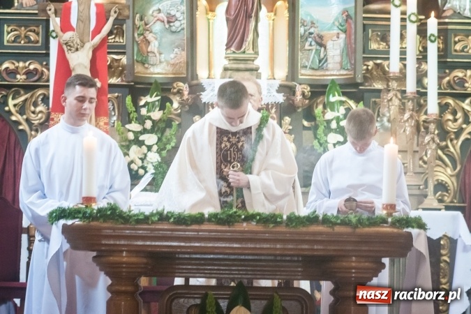 Zdjęcie w galerii na portalu naszraciborz.pl: Parafia WNMP dała Kościołowi nowego kapłana. Prymicje ks. Patryka Wramby  wiadomości z regionu