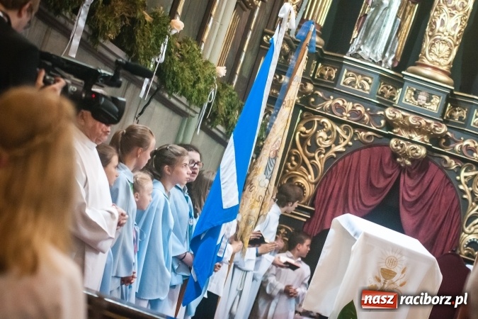 Zdjęcie w galerii na portalu naszraciborz.pl: Parafia WNMP dała Kościołowi nowego kapłana. Prymicje ks. Patryka Wramby  wiadomości z regionu