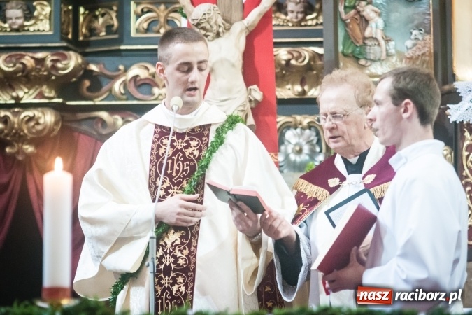Zdjęcie w galerii na portalu naszraciborz.pl: Parafia WNMP dała Kościołowi nowego kapłana. Prymicje ks. Patryka Wramby  wiadomości z regionu