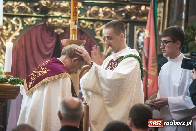 Zdjęcie w galerii na portalu naszraciborz.pl: Parafia WNMP dała Kościołowi nowego kapłana. Prymicje ks. Patryka Wramby  wiadomości z regionu
