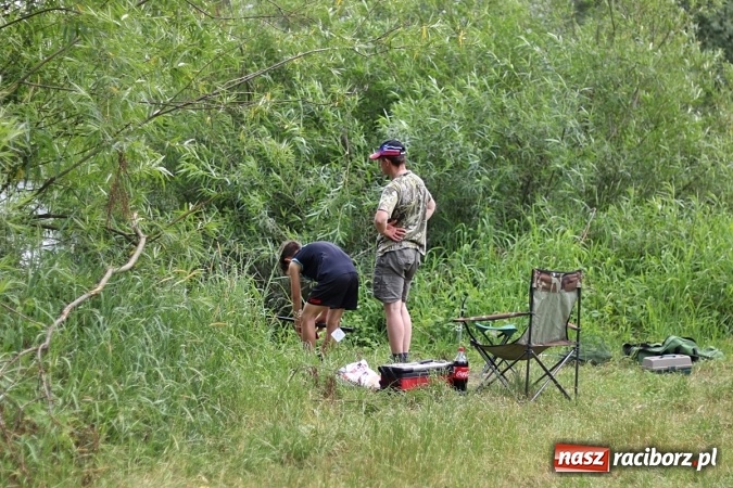 Zdjęcie w galerii na portalu naszraciborz.pl: Bezpieczny wypoczynek i zawody wędkarskie w Łęgu wiadomości z regionu