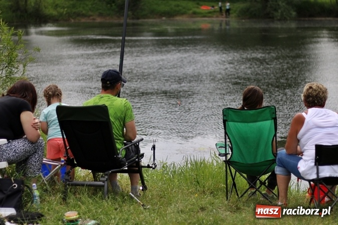 Zdjęcie w galerii na portalu naszraciborz.pl: Bezpieczny wypoczynek i zawody wędkarskie w Łęgu wiadomości z regionu