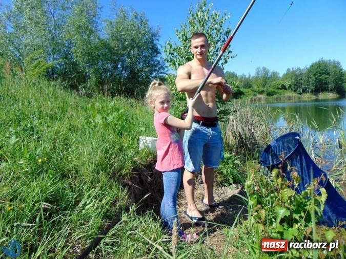 Zdjęcie w galerii na portalu naszraciborz.pl: Wędkarski Dzień Dziecka Koła Racibórz Miasto  wiadomości z regionu