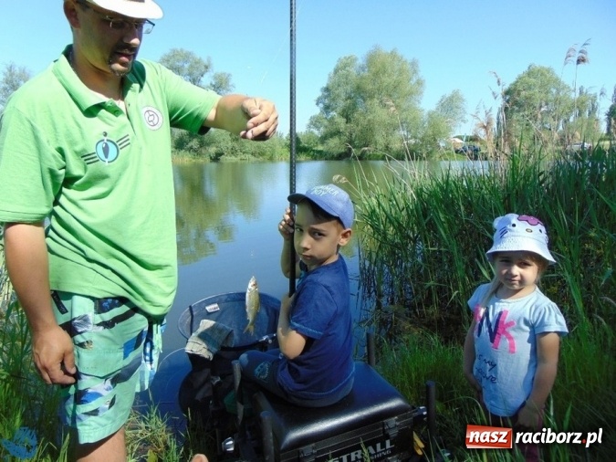 Zdjęcie w galerii na portalu naszraciborz.pl: Wędkarski Dzień Dziecka Koła Racibórz Miasto  wiadomości z regionu