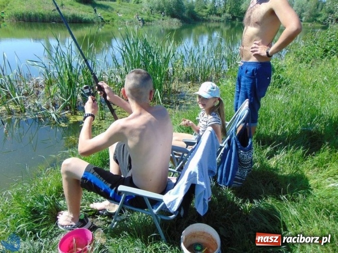 Zdjęcie w galerii na portalu naszraciborz.pl: Wędkarski Dzień Dziecka Koła Racibórz Miasto  wiadomości z regionu