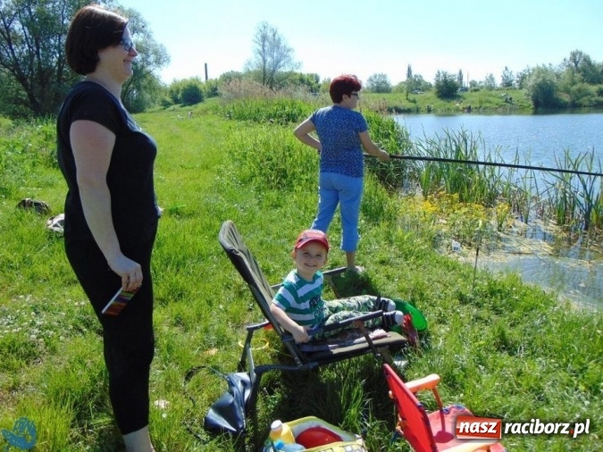 Zdjęcie w galerii na portalu naszraciborz.pl: Wędkarski Dzień Dziecka Koła Racibórz Miasto  wiadomości z regionu