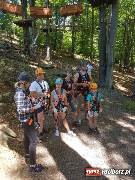 Zdjęcie w galerii na portalu naszraciborz.pl: Pracownicy firmy Dentica24 na rodzinnym pikniku w Ustroniu wiadomości z regionu