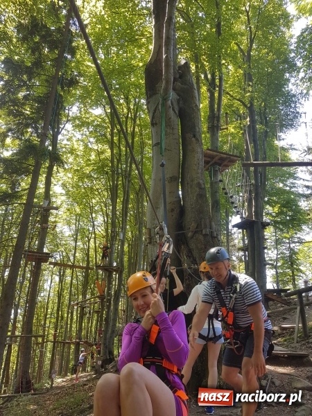 Zdjęcie w galerii na portalu naszraciborz.pl: Pracownicy firmy Dentica24 na rodzinnym pikniku w Ustroniu wiadomości z regionu