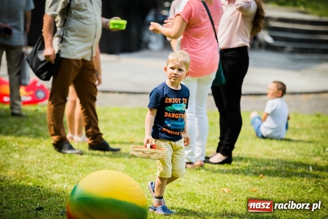 Zdjęcie w galerii na portalu naszraciborz.pl: Piknik rodzinny z Raciborskim Centrum Kultury wiadomości z regionu