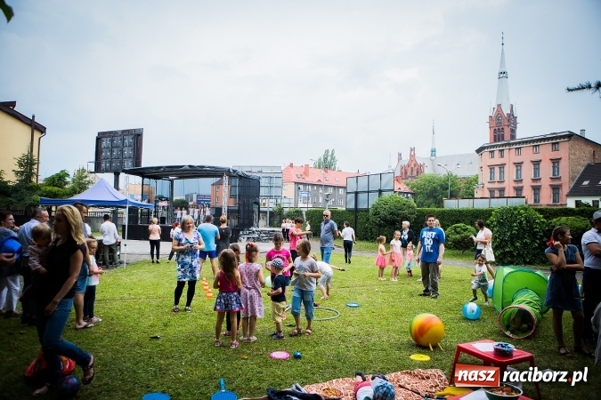 Zdjęcie w galerii na portalu naszraciborz.pl: Piknik rodzinny z Raciborskim Centrum Kultury wiadomości z regionu