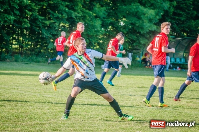 Zdjęcie w galerii na portalu naszraciborz.pl: Górki Śląskie nie miały litości dla Wichru Płonia wiadomości z regionu