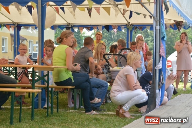 Zdjęcie w galerii na portalu naszraciborz.pl: Familiada i inne atrakcje na festynie rodzinnym w Krzyżanowicach wiadomości z regionu