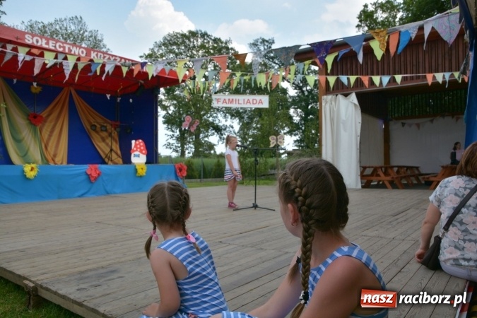 Zdjęcie w galerii na portalu naszraciborz.pl: Familiada i inne atrakcje na festynie rodzinnym w Krzyżanowicach wiadomości z regionu