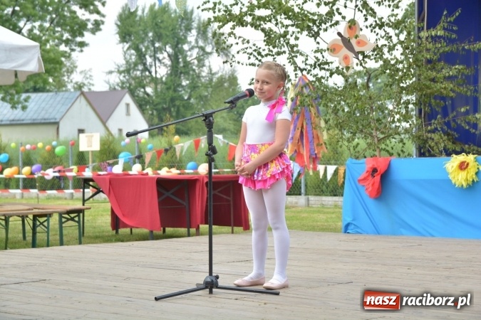 Zdjęcie w galerii na portalu naszraciborz.pl: Familiada i inne atrakcje na festynie rodzinnym w Krzyżanowicach wiadomości z regionu