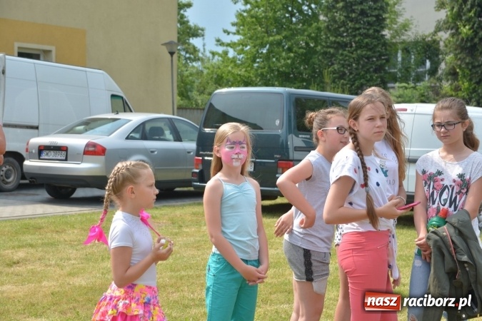 Zdjęcie w galerii na portalu naszraciborz.pl: Familiada i inne atrakcje na festynie rodzinnym w Krzyżanowicach wiadomości z regionu