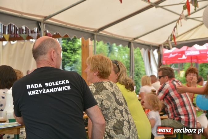 Zdjęcie w galerii na portalu naszraciborz.pl: Familiada i inne atrakcje na festynie rodzinnym w Krzyżanowicach wiadomości z regionu