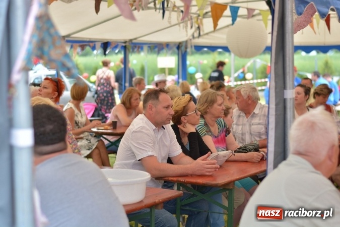Zdjęcie w galerii na portalu naszraciborz.pl: Familiada i inne atrakcje na festynie rodzinnym w Krzyżanowicach wiadomości z regionu