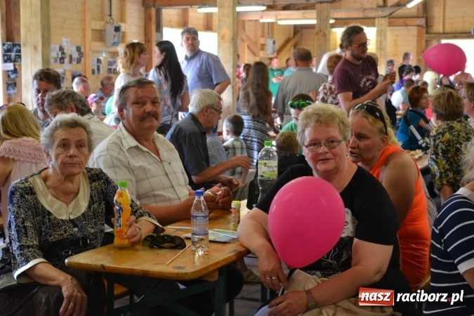 Zdjęcie w galerii na portalu naszraciborz.pl: Rodzinny piknik na siedemdziesięciolecie Przedszkola w Rudach wiadomości z regionu