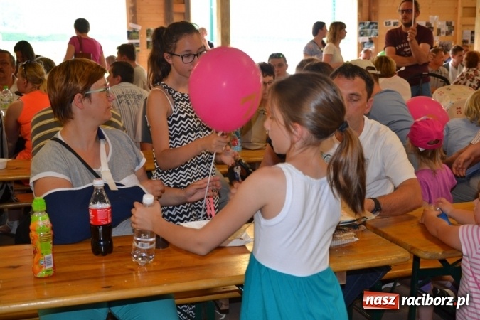 Zdjęcie w galerii na portalu naszraciborz.pl: Rodzinny piknik na siedemdziesięciolecie Przedszkola w Rudach wiadomości z regionu