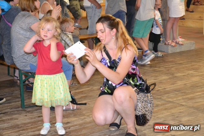 Zdjęcie w galerii na portalu naszraciborz.pl: Rodzinny piknik na siedemdziesięciolecie Przedszkola w Rudach wiadomości z regionu