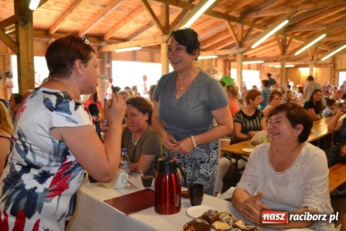 Zdjęcie w galerii na portalu naszraciborz.pl: Rodzinny piknik na siedemdziesięciolecie Przedszkola w Rudach wiadomości z regionu