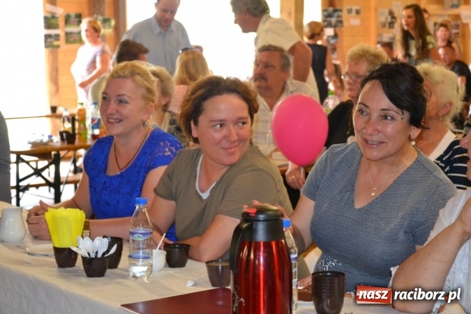 Zdjęcie w galerii na portalu naszraciborz.pl: Rodzinny piknik na siedemdziesięciolecie Przedszkola w Rudach wiadomości z regionu