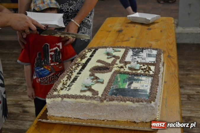 Zdjęcie w galerii na portalu naszraciborz.pl: Rodzinny piknik na siedemdziesięciolecie Przedszkola w Rudach wiadomości z regionu