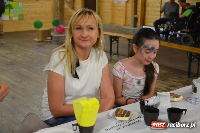 Zdjęcie w galerii na portalu naszraciborz.pl: Rodzinny piknik na siedemdziesięciolecie Przedszkola w Rudach wiadomości z regionu