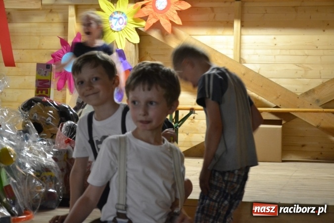 Zdjęcie w galerii na portalu naszraciborz.pl: Rodzinny piknik na siedemdziesięciolecie Przedszkola w Rudach wiadomości z regionu