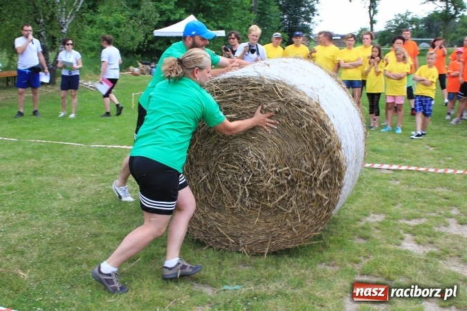 Zdjęcie w galerii na portalu naszraciborz.pl: Burzowy turniej sołectw w Łańcach. Zwyciężyła drużyna z Pogrzebienia!  wiadomości z regionu