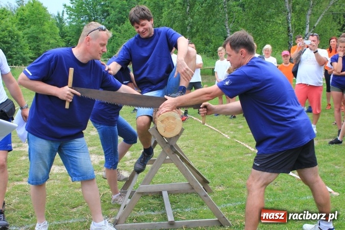 Zdjęcie w galerii na portalu naszraciborz.pl: Burzowy turniej sołectw w Łańcach. Zwyciężyła drużyna z Pogrzebienia!  wiadomości z regionu