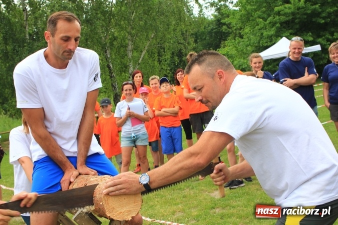 Zdjęcie w galerii na portalu naszraciborz.pl: Burzowy turniej sołectw w Łańcach. Zwyciężyła drużyna z Pogrzebienia!  wiadomości z regionu