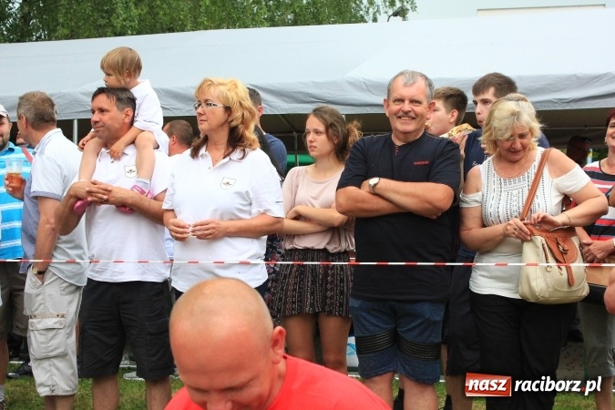 Zdjęcie w galerii na portalu naszraciborz.pl: Burzowy turniej sołectw w Łańcach. Zwyciężyła drużyna z Pogrzebienia!  wiadomości z regionu