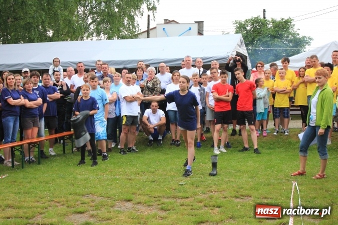 Zdjęcie w galerii na portalu naszraciborz.pl: Burzowy turniej sołectw w Łańcach. Zwyciężyła drużyna z Pogrzebienia!  wiadomości z regionu