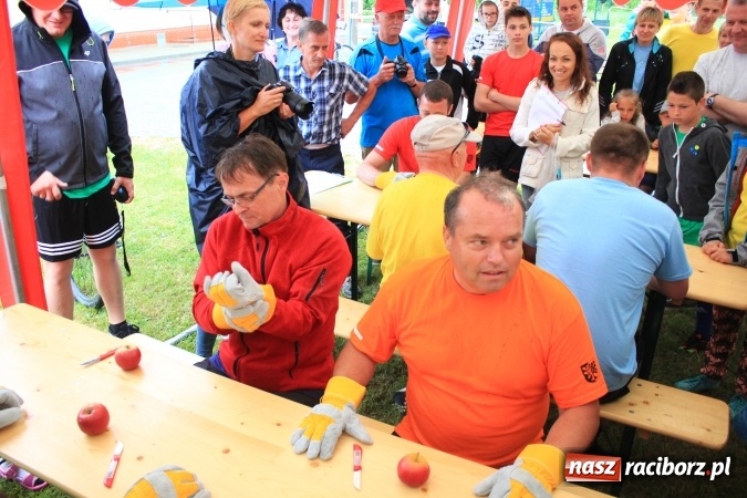 Zdjęcie w galerii na portalu naszraciborz.pl: Burzowy turniej sołectw w Łańcach. Zwyciężyła drużyna z Pogrzebienia!  wiadomości z regionu