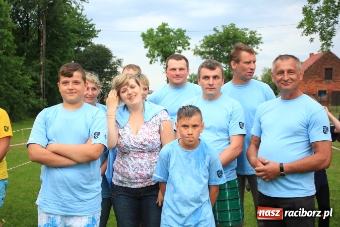 Zdjęcie w galerii na portalu naszraciborz.pl: Burzowy turniej sołectw w Łańcach. Zwyciężyła drużyna z Pogrzebienia!  wiadomości z regionu
