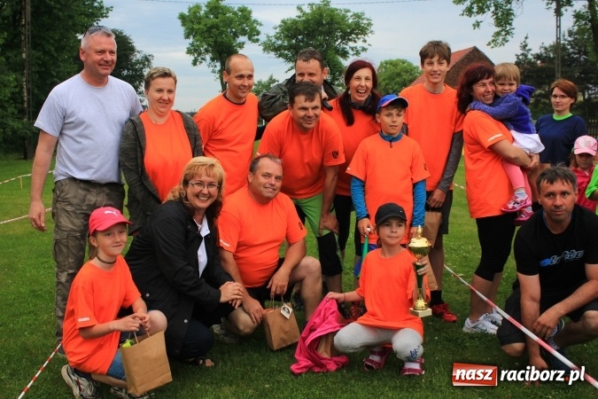 Zdjęcie w galerii na portalu naszraciborz.pl: Burzowy turniej sołectw w Łańcach. Zwyciężyła drużyna z Pogrzebienia!  wiadomości z regionu