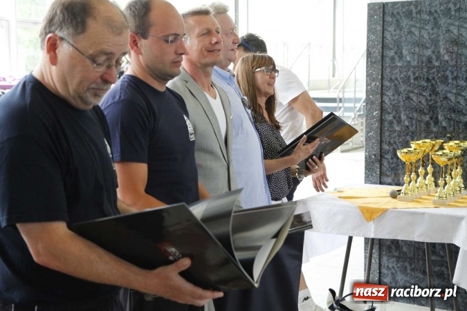 Zdjęcie w galerii na portalu naszraciborz.pl: Pływanie. 15 lat partnerstwa na pływalni ZSOMS wiadomości z regionu