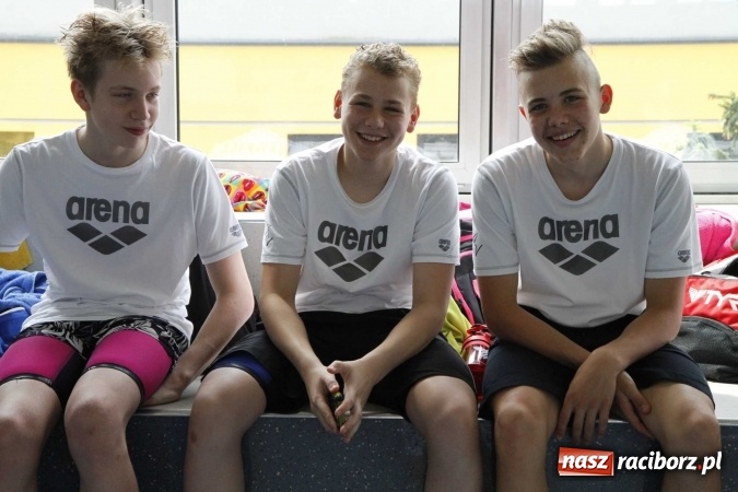 Zdjęcie w galerii na portalu naszraciborz.pl: Pływanie. 15 lat partnerstwa na pływalni ZSOMS wiadomości z regionu