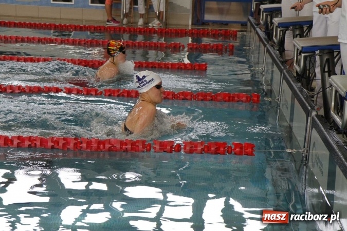 Zdjęcie w galerii na portalu naszraciborz.pl: Pływanie. 15 lat partnerstwa na pływalni ZSOMS wiadomości z regionu