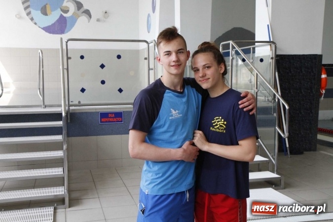 Zdjęcie w galerii na portalu naszraciborz.pl: Pływanie. 15 lat partnerstwa na pływalni ZSOMS wiadomości z regionu