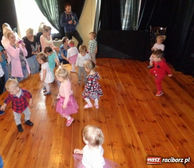 Zdjęcie w galerii na portalu naszraciborz.pl: Fiku-miku ma już wakacje wiadomości z regionu