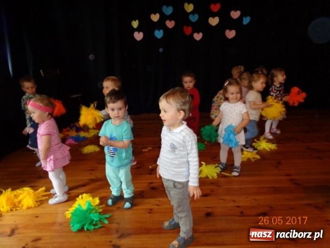 Zdjęcie w galerii na portalu naszraciborz.pl: Fiku-miku ma już wakacje wiadomości z regionu