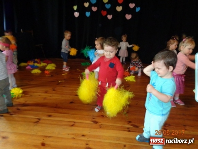 Zdjęcie w galerii na portalu naszraciborz.pl: Fiku-miku ma już wakacje wiadomości z regionu