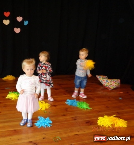 Zdjęcie w galerii na portalu naszraciborz.pl: Fiku-miku ma już wakacje wiadomości z regionu