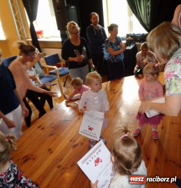 Zdjęcie w galerii na portalu naszraciborz.pl: Fiku-miku ma już wakacje wiadomości z regionu