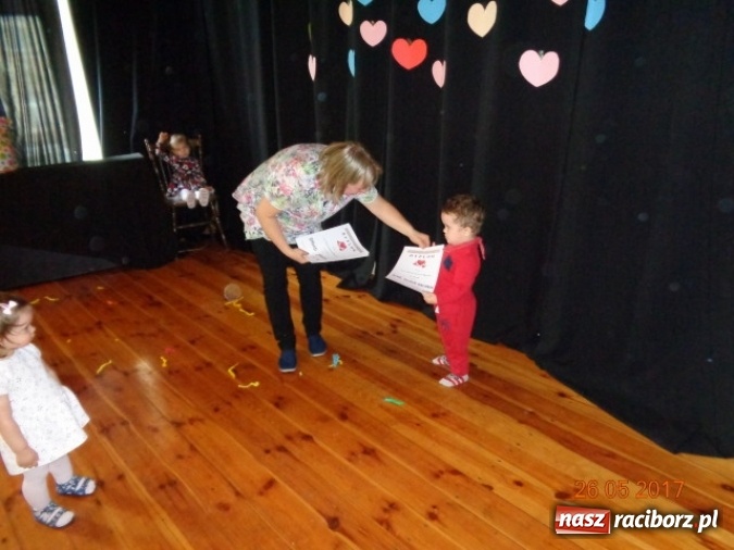 Zdjęcie w galerii na portalu naszraciborz.pl: Fiku-miku ma już wakacje wiadomości z regionu