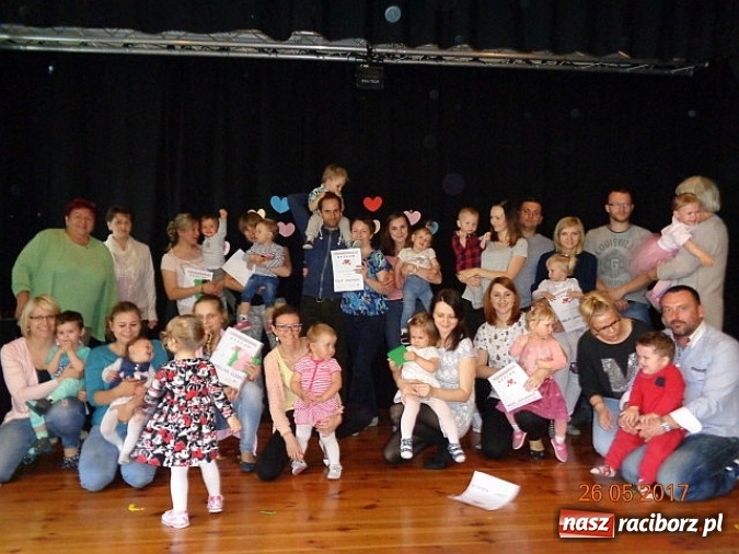 Zdjęcie w galerii na portalu naszraciborz.pl: Fiku-miku ma już wakacje wiadomości z regionu